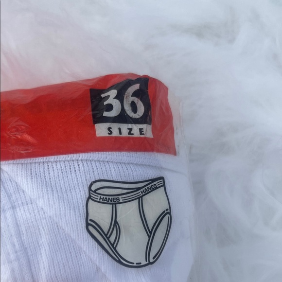 Hanes Men's Classic White Briefs Pack - Picture 4 of 12